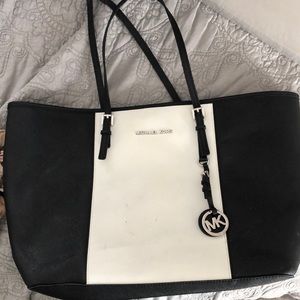 Black & White Michael Kors Bag